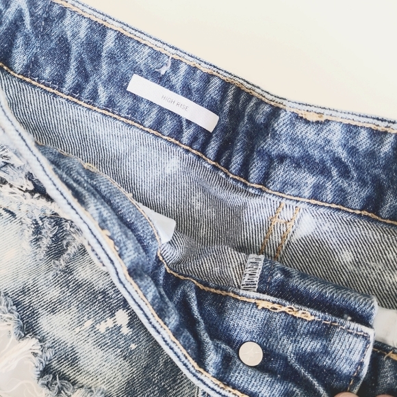 Bershka High Rise Blue Denim Shorts - Picture 4 of 5